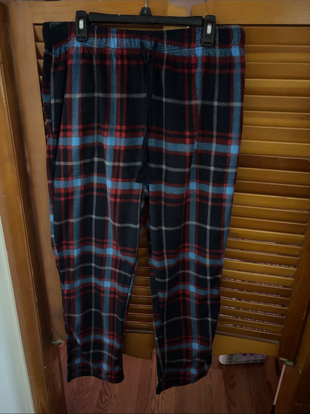 Cuddl Duds Black Plaid Longe Pajamas with Red & Blue Stripes